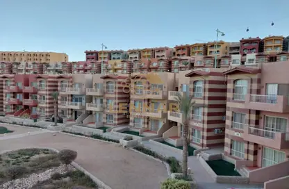 Chalet - 2 Bedrooms - 2 Bathrooms for sale in Hanging Gardens - Porto Sokhna - Al Ain Al Sokhna - Suez