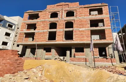 Apartment - 3 Bedrooms - 2 Bathrooms for sale in New Narges - New Cairo City - Cairo