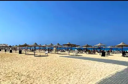 Chalet - 3 Bedrooms - 2 Bathrooms for rent in Marassi - Sidi Abdel Rahman - North Coast