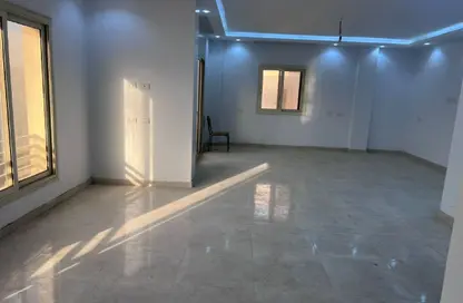 شقة - 3 غرف نوم - 2 حمامات للايجار في عمارات الاندلس - حى الاندلس - مدينة القاهرة الجديدة - القاهرة