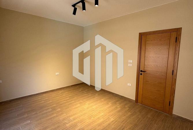 8196033 - Property Image 3