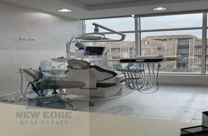 Clinic - Studio - 1 Bathroom for rent in Cliff Mall New Cairo - South Teseen St. - The 5th Settlement - New Cairo City - Cairo
