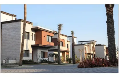Townhouse - 4 Bedrooms - 4 Bathrooms for sale in Azzar - 5th Settlement Compounds - The 5th Settlement - New Cairo City - Cairo