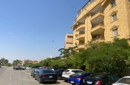 Apartment - 3 Bedrooms - 3 Bathrooms for sale in El Banafseg Apartment Buildings - El Banafseg - New Cairo City - Cairo