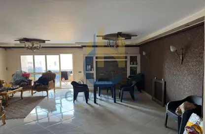 Apartment - 3 Bedrooms - 2 Bathrooms for sale in Tijan - Zahraa El Maadi - Hay El Maadi - Cairo