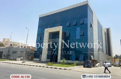Full Floor - Studio - 5 Bathrooms for rent in Free Zone St. - Al Wafa Wa Al Amal - Nasr City - Cairo