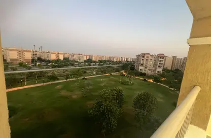 Apartment - 3 Bedrooms - 3 Bathrooms for sale in Madinaty - Cairo