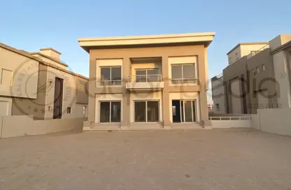 فيلا - 6 غرف نوم - 6 حمامات للبيع في كايرو فيستيفال سيتى - المستثمرين الشمالية - مدينة القاهرة الجديدة - القاهرة