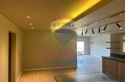 Apartment - 3 Bedrooms - 3 Bathrooms for rent in Carnell Park - Cairo Alexandria Desert Road - 6 October City - Giza