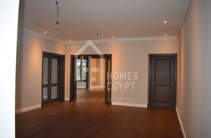 Apartment - 4 Bedrooms - 2 Bathrooms for rent in Ibn Zinky St. - Zamalek - Cairo