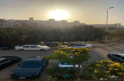 شقة - 3 غرف نوم - 2 حمامات للبيع في الحي السابع - الشيخ زايد - الجيزة