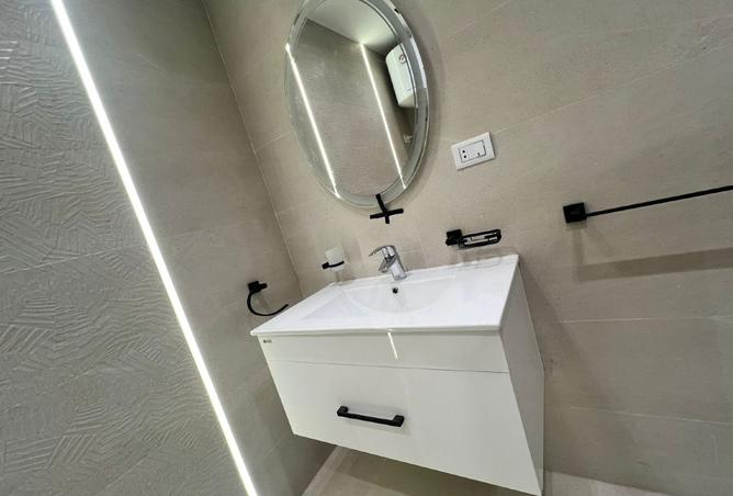 8414806 - Property Image 2