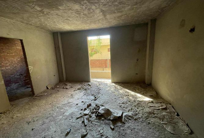 8238001 - Property Image 2