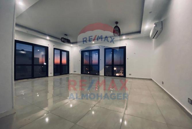 8389379 - Property Main Image