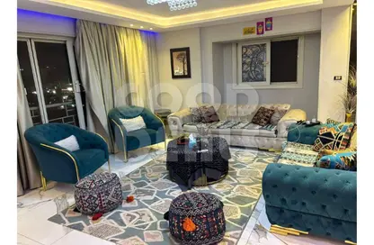 Apartment - 3 Bedrooms - 2 Bathrooms for sale in Al Hussein St. - Dokki - Giza