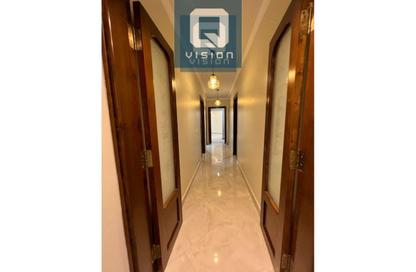 Apartment - 3 Bedrooms - 3 Bathrooms for rent in Zahraa Al Maadi St. - Degla - Hay El Maadi - Cairo