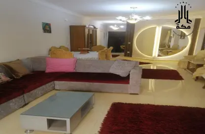 شقة - 3 غرف نوم - 2 حمامات للايجار في مدينة وصال - كمبوندات الشروق - مدينة الشروق - القاهرة