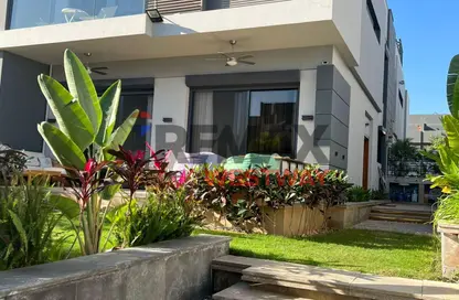 Townhouse - 3 Bedrooms - 3 Bathrooms for sale in Patio Al Zahraa - Sheikh Zayed Compounds - Sheikh Zayed City - Giza