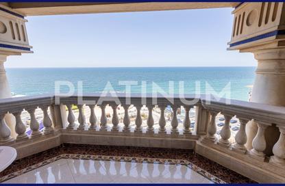 شقة - 5 غرف نوم - 5 حمامات للبيع في طريق الجيش - رشدي - حي شرق - الاسكندرية