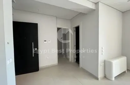 شقة - 2 حمامات للبيع في ديستريكت 5 - كمبوندات التجمع الخامس - التجمع الخامس - مدينة القاهرة الجديدة - القاهرة