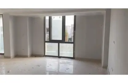 Penthouse - 3 Bedrooms - 3 Bathrooms for sale in Sun Capital - Fayoum Desert road - 6 October City - Giza
