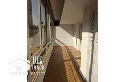 Apartment - 2 Bedrooms - 1 Bathroom for rent in Bahgat Ali St. (Ebn Al Nabeh) - Zamalek - Cairo