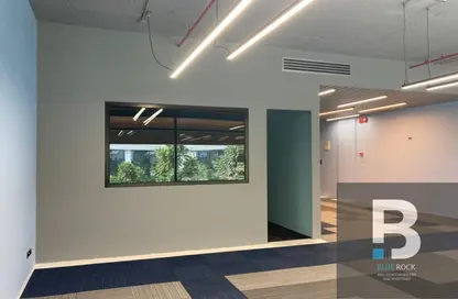 مساحات مكتبية - استوديو - 2 حمامات للايجار في ذا بورتال - بيفرلي هيلز - كمبوندات الشيخ زايد - الشيخ زايد - الجيزة