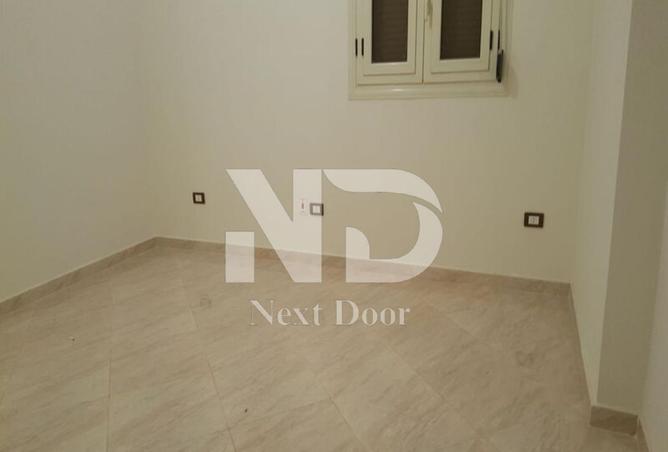 8194999 - Property Image 2