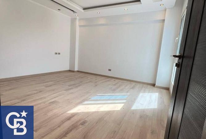 8287407 - Property Main Image