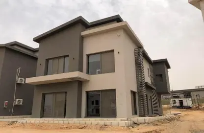 فيلا - 5 غرف نوم - 6 حمامات للبيع في كريك تاون - التجمع الاول - مدينة القاهرة الجديدة - القاهرة