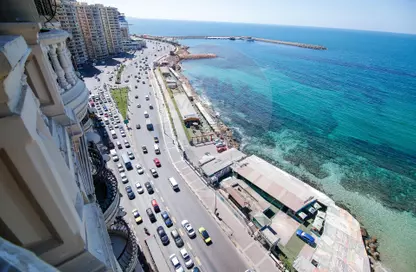 شقة - 4 غرف نوم - 4 حمامات للبيع في طريق الجيش - السرايا - سيدي بشر - حي اول المنتزة - الاسكندرية