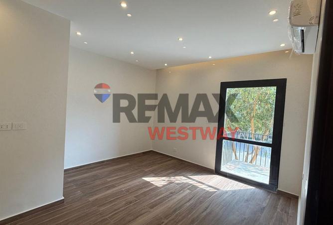 8331354 - Property Image 2