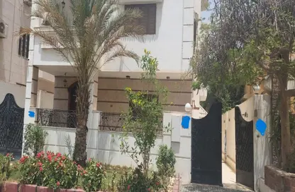 طابق كامل - استوديو - 3 حمامات للايجار في شارع النباتات - غرب سوميد - مدينة 6 أكتوبر - الجيزة