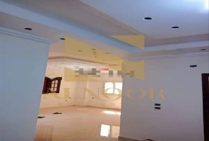 8060920 - Property Image 3