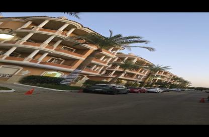 Half Floor - 2 Bedrooms - 1 Bathroom for sale in Cleopatra Palace - 5th District - Shorouk City - Cairo