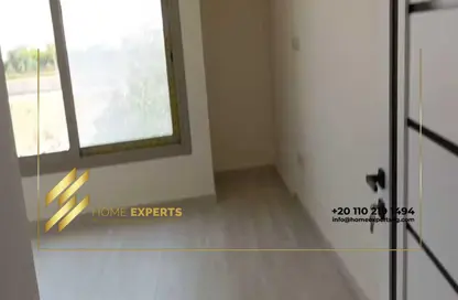 شقة - 2 غرف نوم - 2 حمامات للايجار في جاليريا  مون فالى - المستثمرين الجنوبية - مدينة القاهرة الجديدة - القاهرة