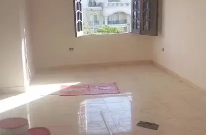 Apartment - 3 Bedrooms - 3 Bathrooms for rent in Al Shouyfat St. - District 1 - The 5th Settlement - New Cairo City - Cairo