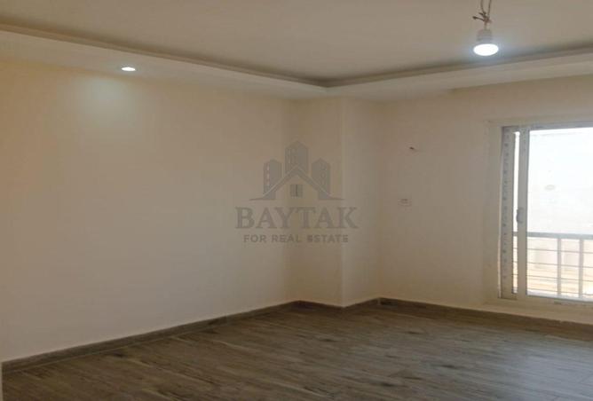 8086353 - Property Image 3
