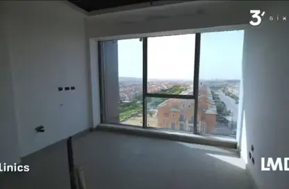 مساحات مكتبية - استوديو - 2 حمامات للبيع في ثري سيكستي - كمبوندات التجمع الخامس - التجمع الخامس - مدينة القاهرة الجديدة - القاهرة