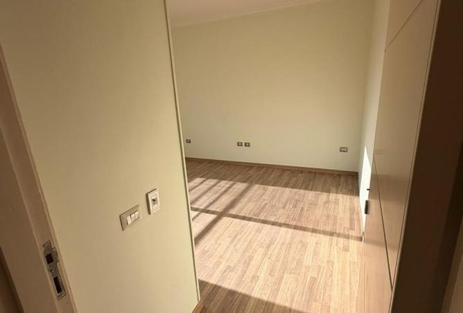 8169180 - Property Image 2