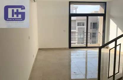 (بنتهاوس  (روف - 3 غرف نوم - 4 حمامات للايجار في مون ريزيدنس - فيفث سكوير - التجمع الخامس - مدينة القاهرة الجديدة - القاهرة