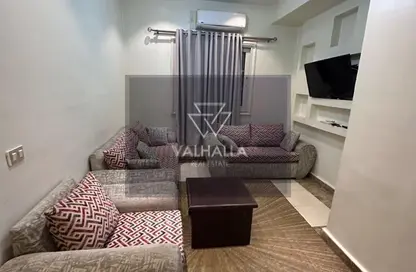 Apartment - 2 Bedrooms - 1 Bathroom for rent in Al Mesaha St. - Dokki - Giza