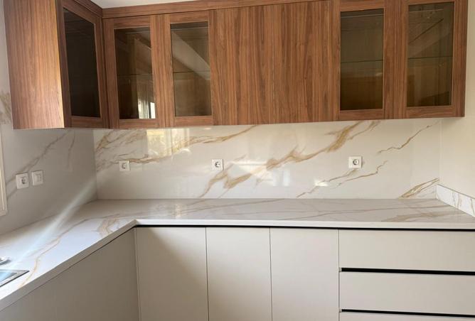 8385612 - Property Image 3