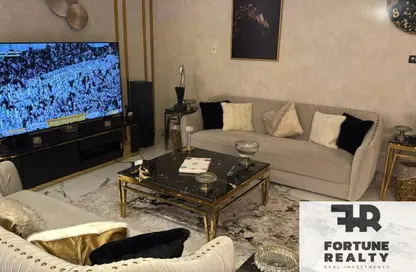 Townhouse - 4 Bedrooms - 4 Bathrooms for sale in Hyde Park - New Cairo City - Cairo