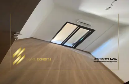 Apartment - 3 Bedrooms - 2 Bathrooms for rent in Moon Residences - Fifth Square - The 5th Settlement - New Cairo City - Cairo