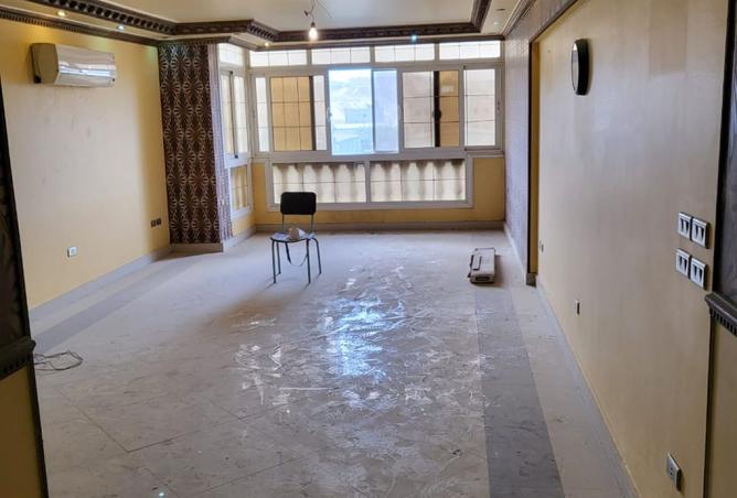8027246 - Property Image 2