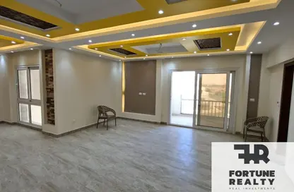 Apartment - 3 Bedrooms - 2 Bathrooms for rent in Hyde Park - New Cairo City - Cairo