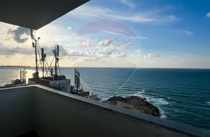 شقة - 3 غرف نوم - 2 حمامات للبيع في طريق الجيش - كليوباترا - حي شرق - الاسكندرية