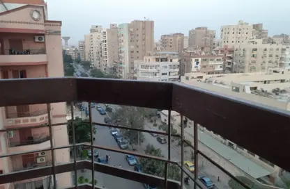 شقة - 3 غرف نوم - 2 حمامات للبيع في شارع حافظ رمضان - المنطقة السادسة - مدينة نصر - القاهرة