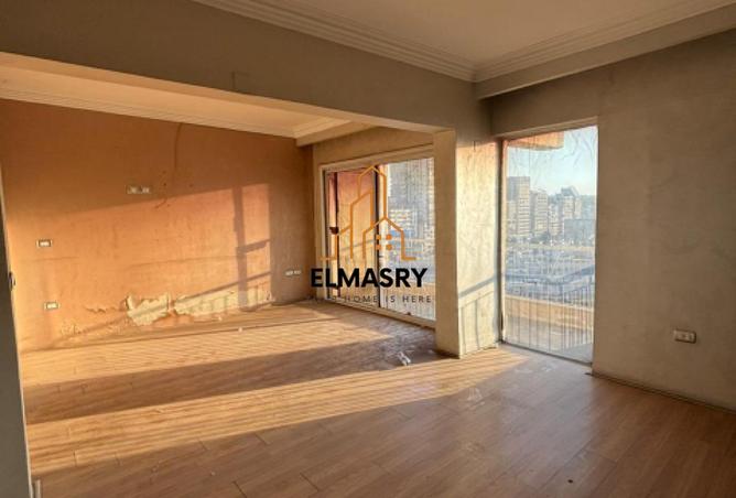 8319017 - Property Image 2